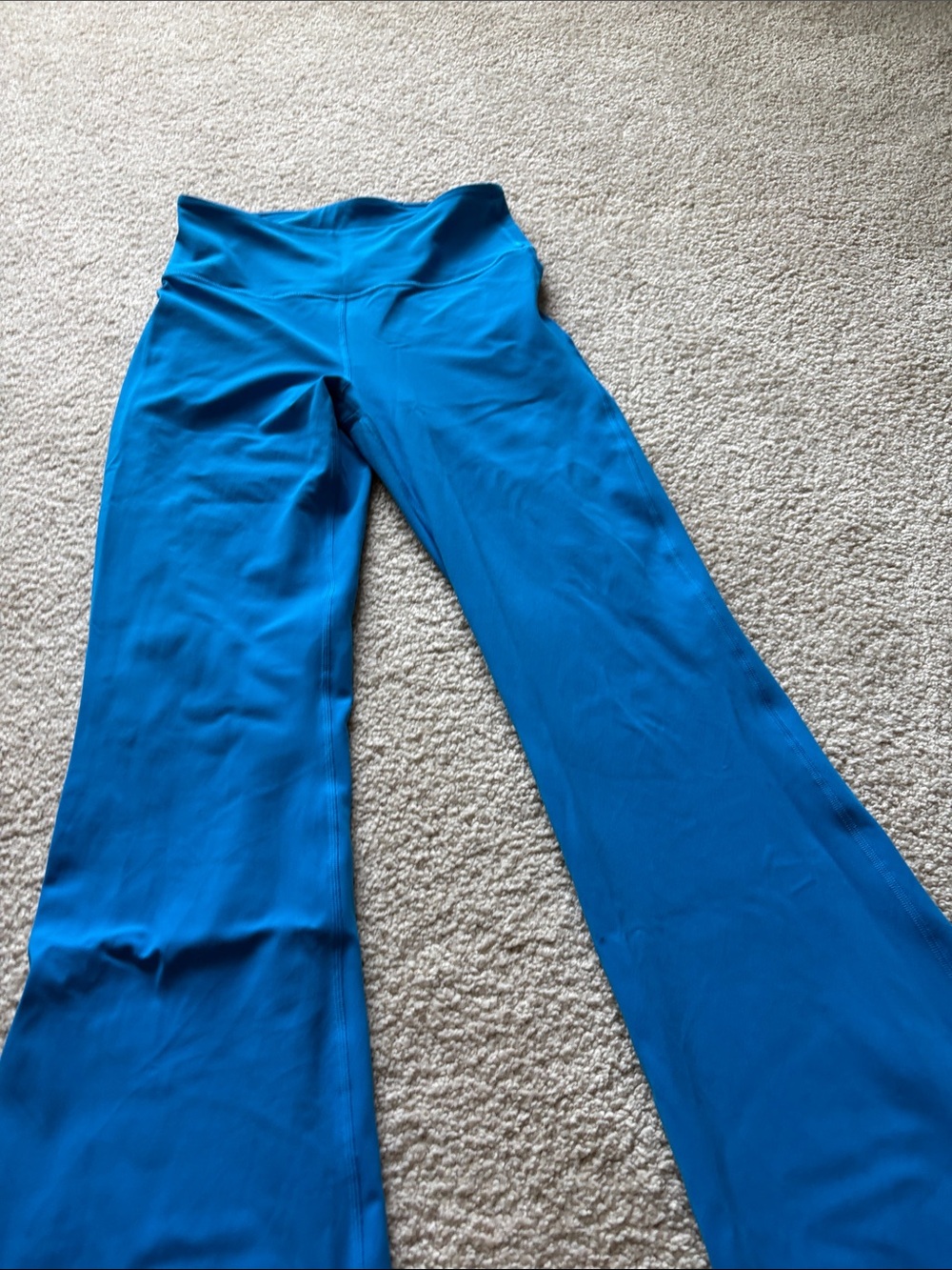 Women’s Lululemon high rise nulu pant